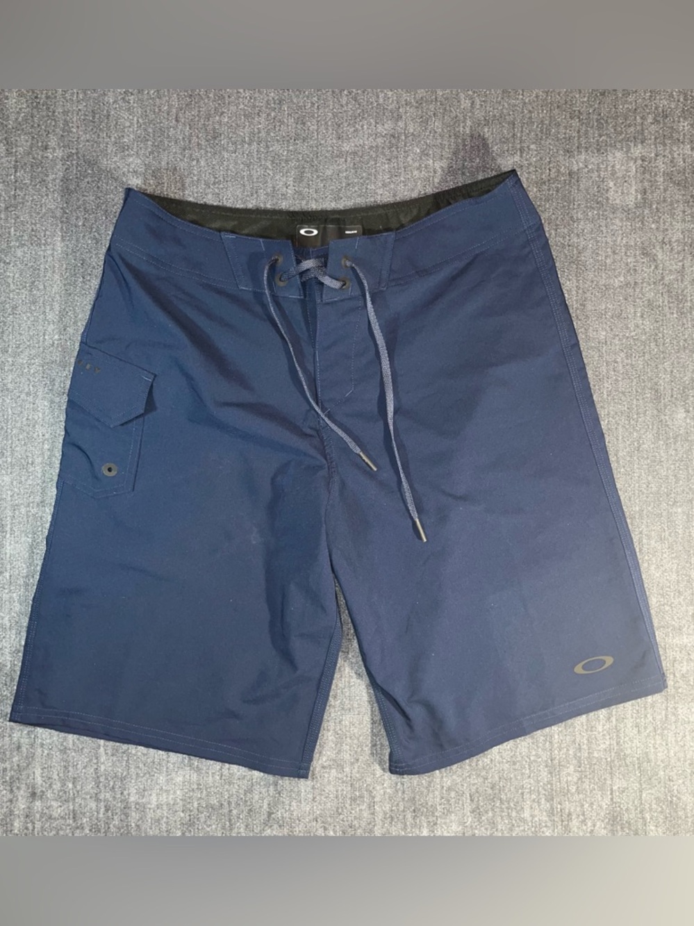 Oakley Mens Surf Swim Board Trunks Shorts Size 31 Blue Stretch Regular Fit